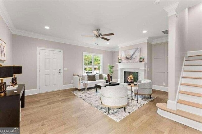 Building Photo - 502 Washington St NW