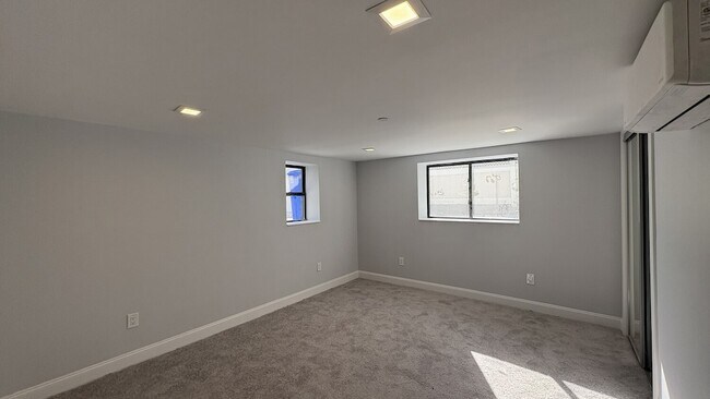 Building Photo - 1-64 Beach 124th St