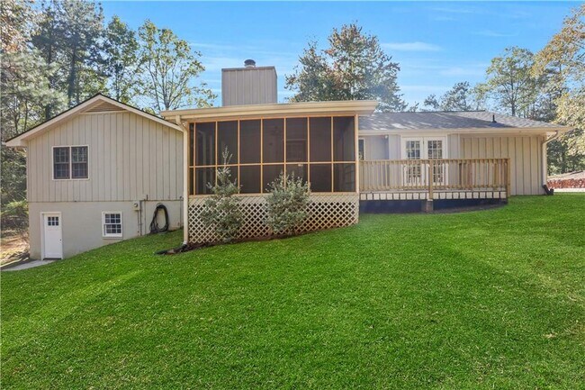 Building Photo - 4684 Ben Hill Dr