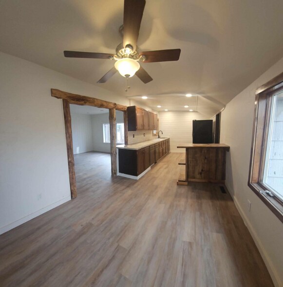 Building Photo - 127 W Colfax St