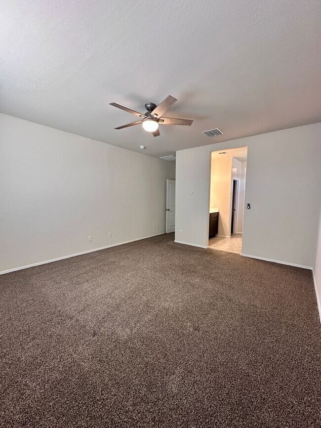 Building Photo - MOVE IN SPECIALS!! Large Backyard with thi...