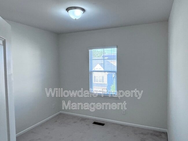 Building Photo - 2239 Chattering Lory Ln