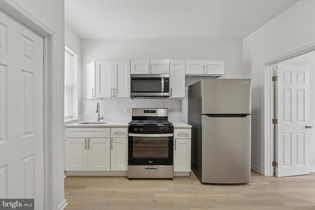 Building Photo - 1626 N 17th St