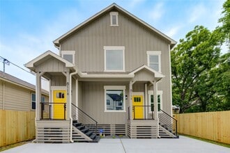 Building Photo - 811 E 39th St