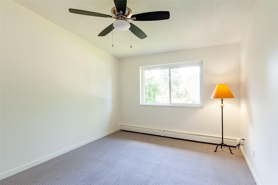 Second bedroom - 600 S Clinton St
