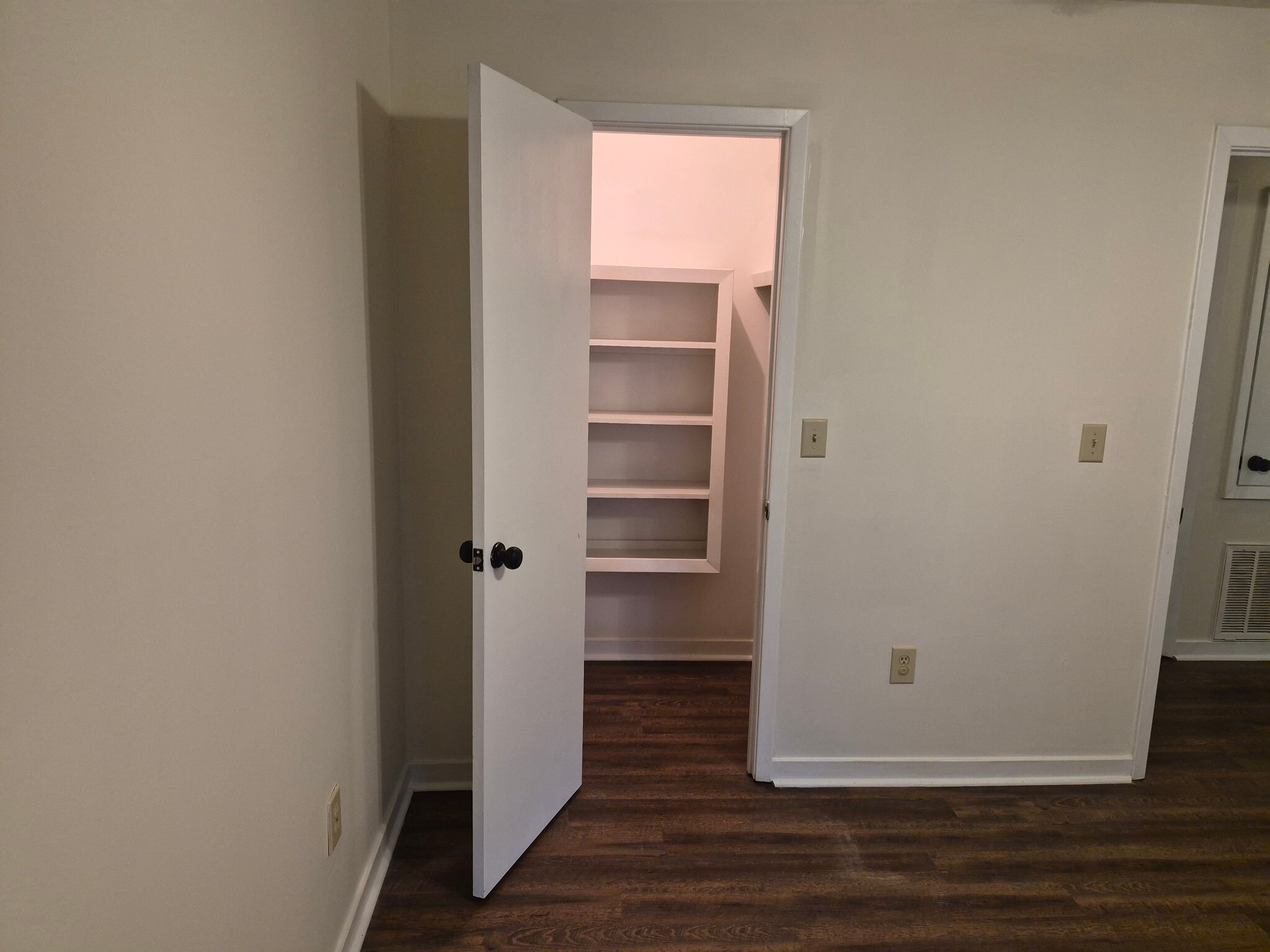Building Photo - 1478 Bass Ave