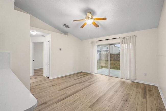 Building Photo - 25818 Bloomsbury Ct