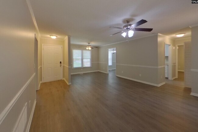 Building Photo - 216 Netherland Dr