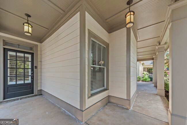 Building Photo - 135 Idlewilde Dr