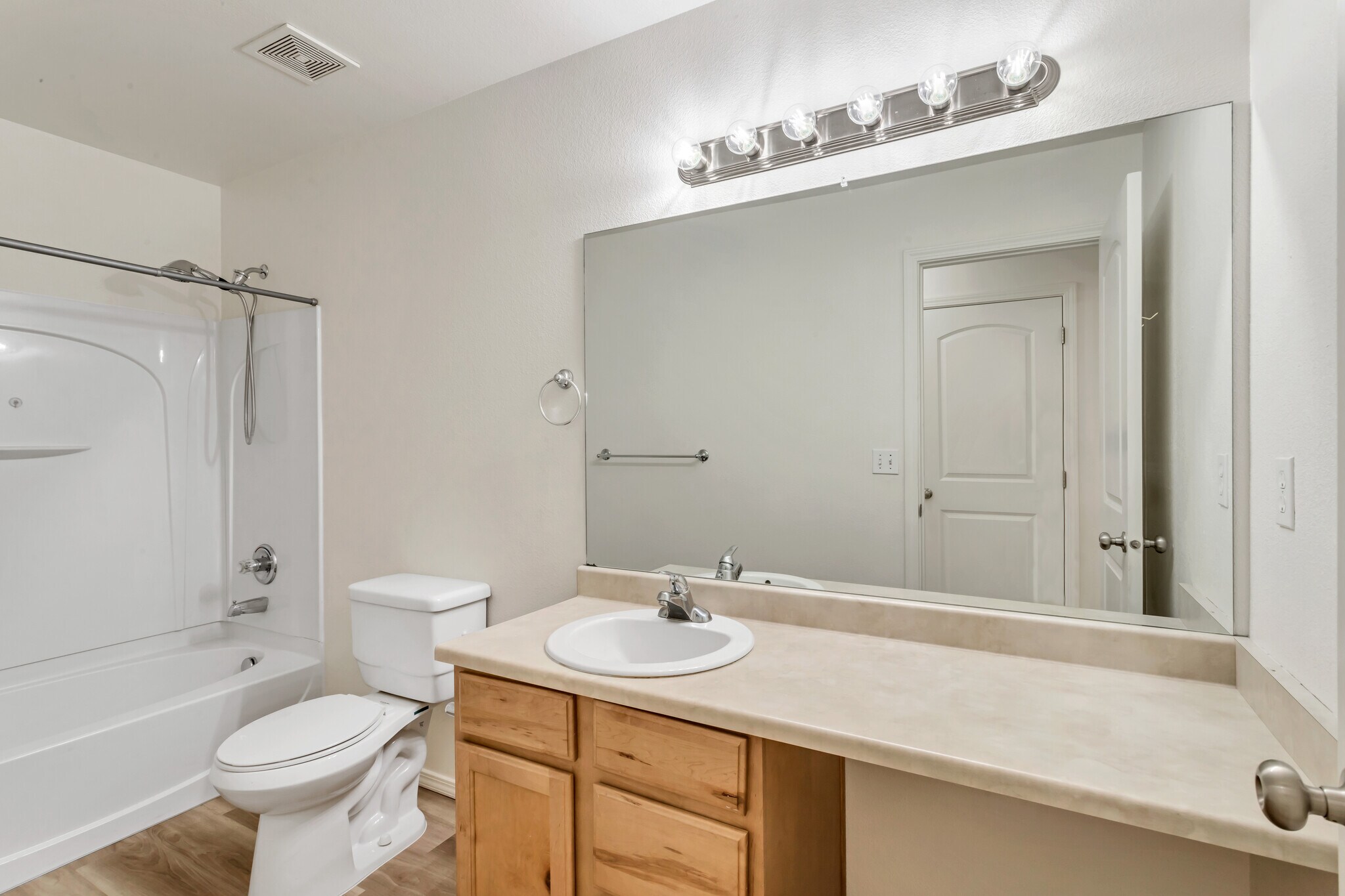 Upstairs bathroom - 2867 W 400 S