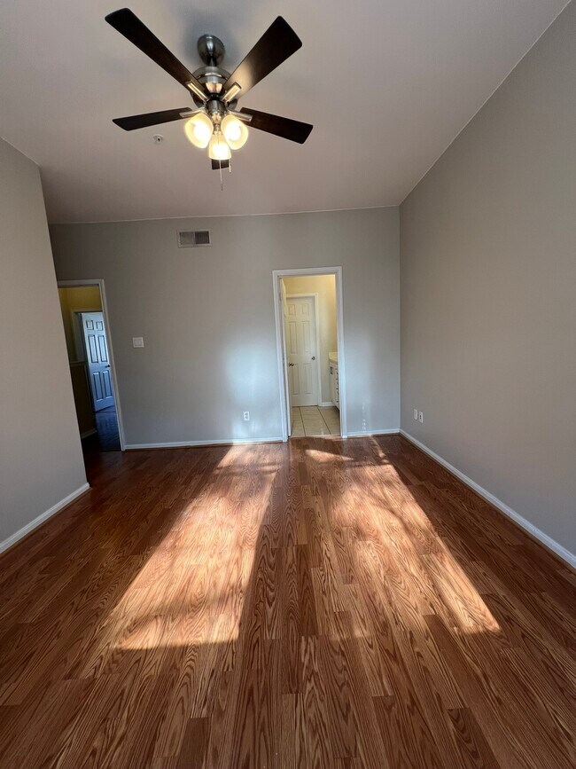 Building Photo - 12707 Boheme Dr