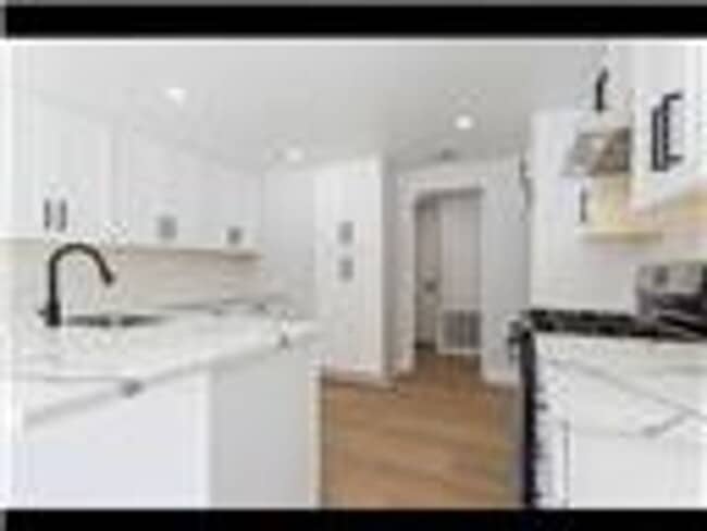 Building Photo - Lovely & renewly renovated home in Rancha Cucamonga