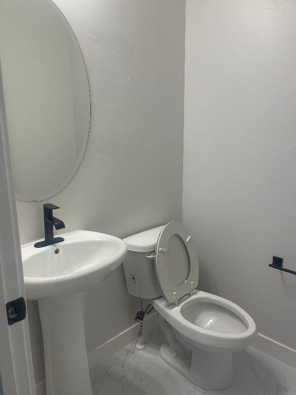 Building Photo - 4138 Hillscape Cir