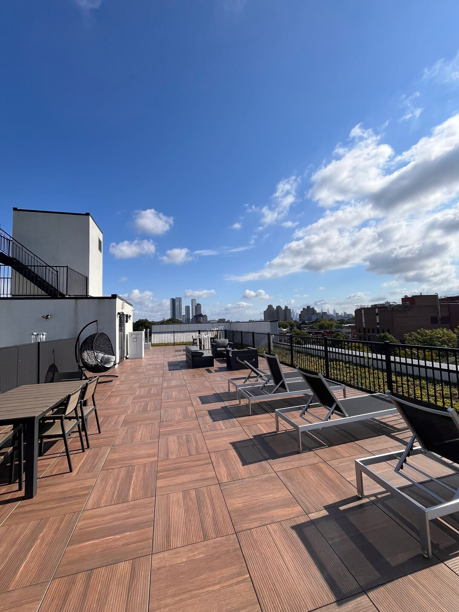 Building Photo - 546 Martin Luther King Jr Dr