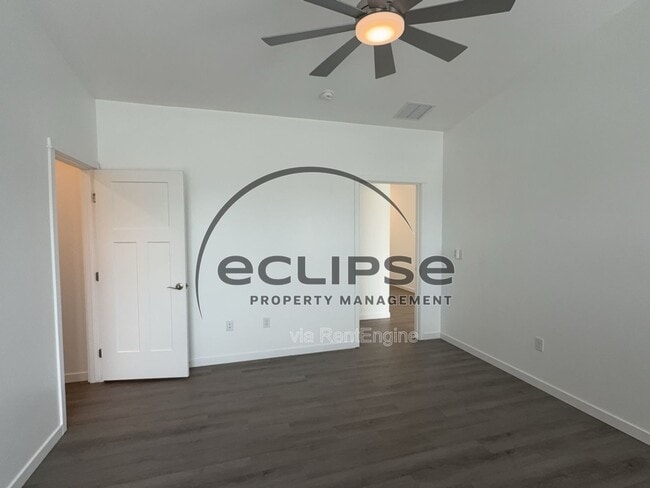 Building Photo - 147 Buena Vista Dr