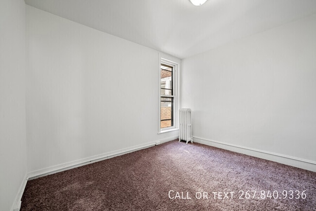 Building Photo - 312 E Eleanor St