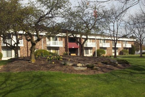 Building Photo - Seton Square East