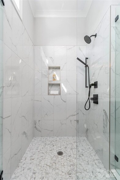 Building Photo - 805 Naples Dr