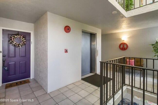 Building Photo - 215 Ballyshannon St