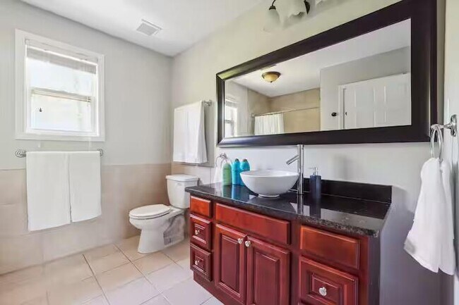 Building Photo - 230 Chaffin Ridge Trce