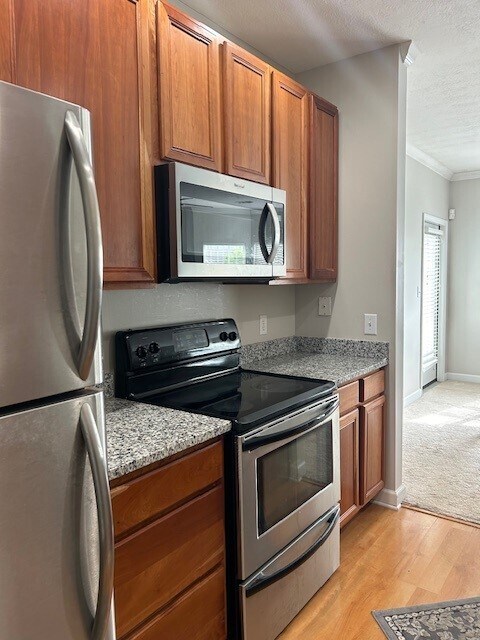 Primary Photo - 1136 Shadow Ridge Rd