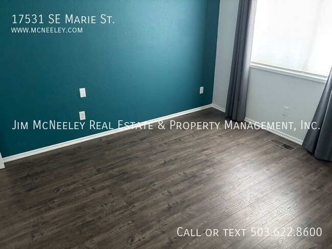 Building Photo - 17531 SE Marie St