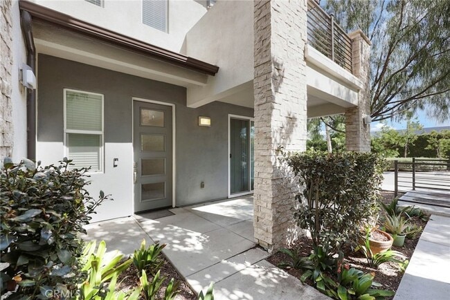 Building Photo - 711 Brooklyn Dr