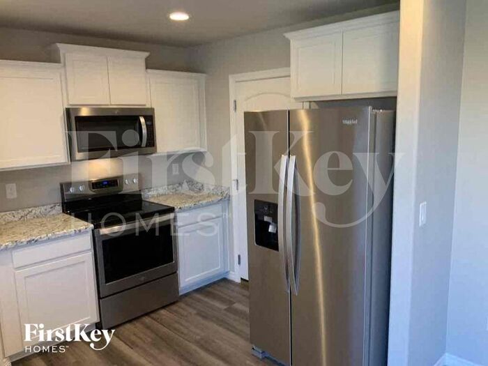 Building Photo - 11036 Rockcastle Dr