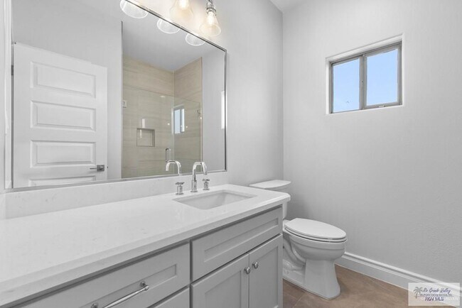 Building Photo - 30 Portofino Blvd