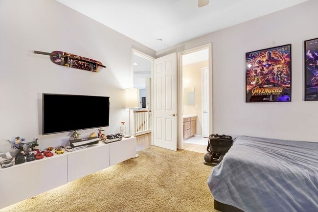 Building Photo - 26525 Craftsmen Ct