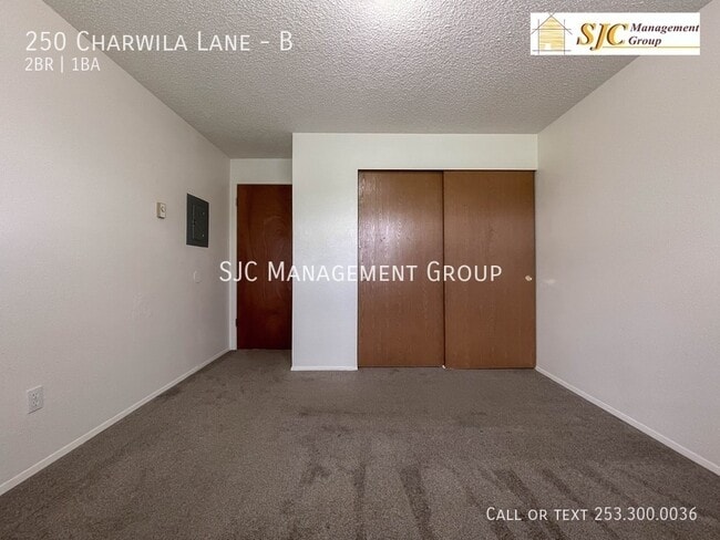 Building Photo - 250 Charwila Ln