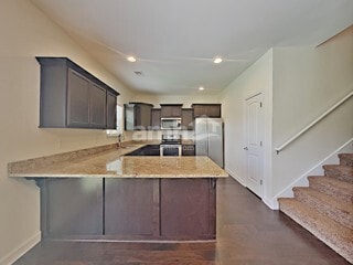 Building Photo - 4344 Freemark Dr
