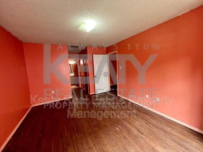 Building Photo - 108 Meudon St