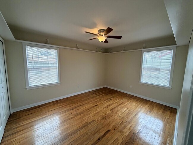 Building Photo - 2510 36th St