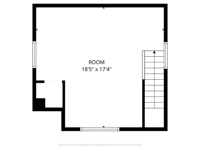 Building Photo - 2242 Manor Ave