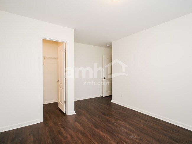 Building Photo - 7128 Cameron Trace Dr