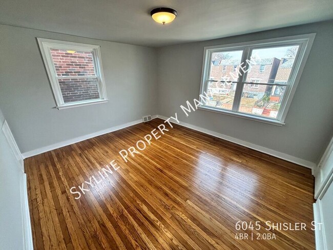 Building Photo - Newly Renovated 4 Bedroom Home For Rent in...