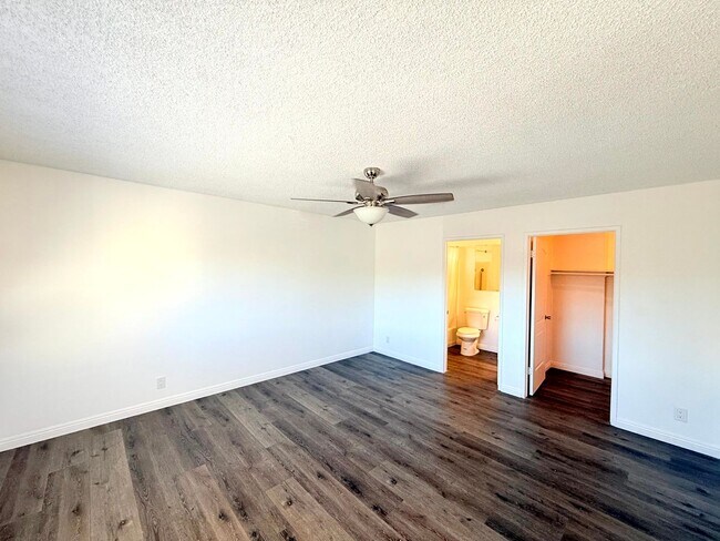 Building Photo - 2506-2508 Norfolk Street