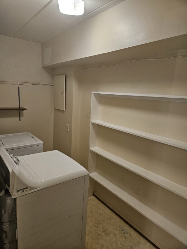 Building Photo - 10574 Faulkner Ridge Cir