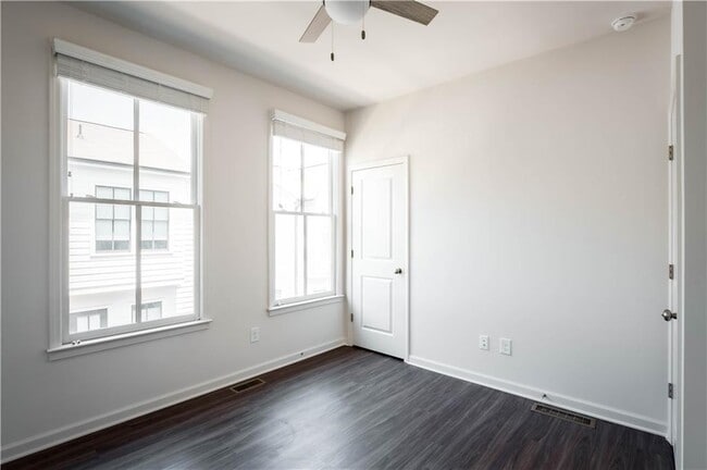 Building Photo - 709 Needletail Wy