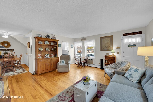 Building Photo - 310 Maryland Ave