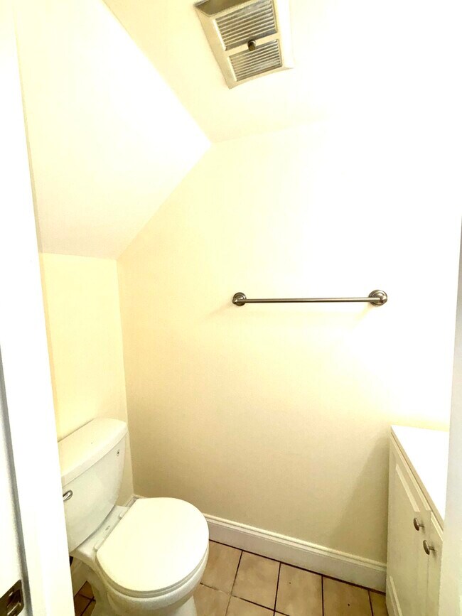 Building Photo - 4807 Esedra Ct