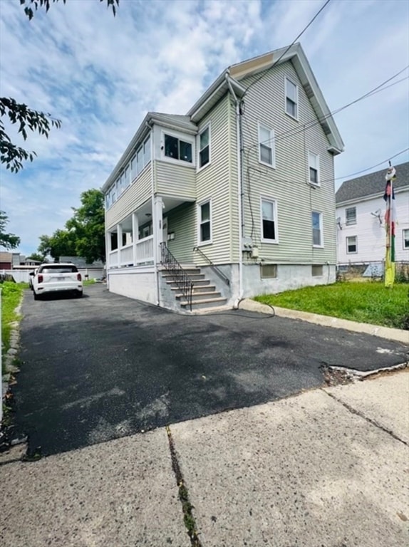 Primary Photo - 241 Pearl St