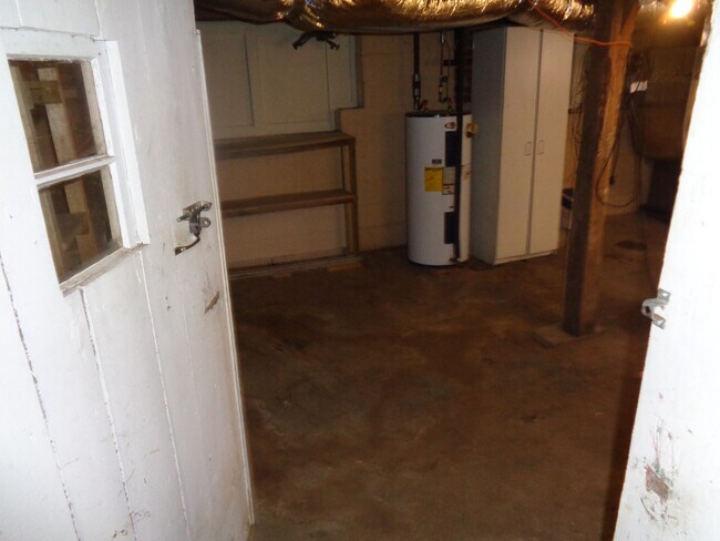 Building Photo - 181 Jordan Dr
