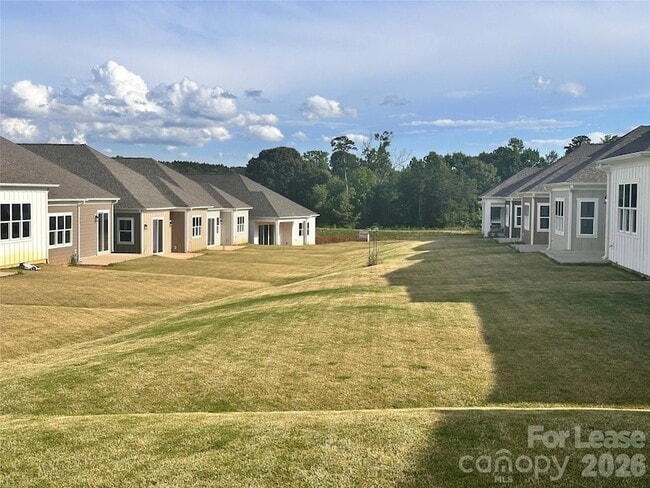 Building Photo - 4592 Kobus Ct.