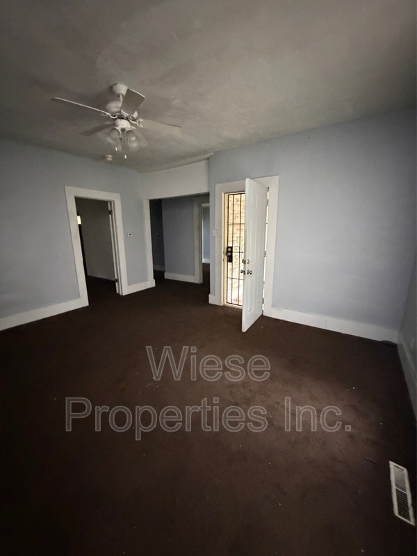 Building Photo - 1720 Clay St