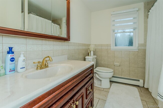 Building Photo - 1462 NY-17A