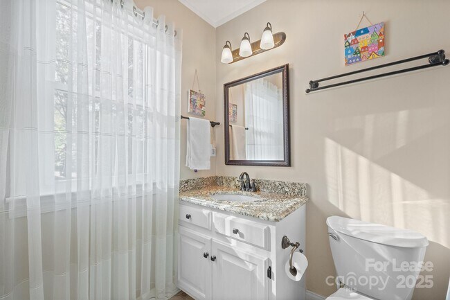 Building Photo - 16516 Plantation Woods Dr