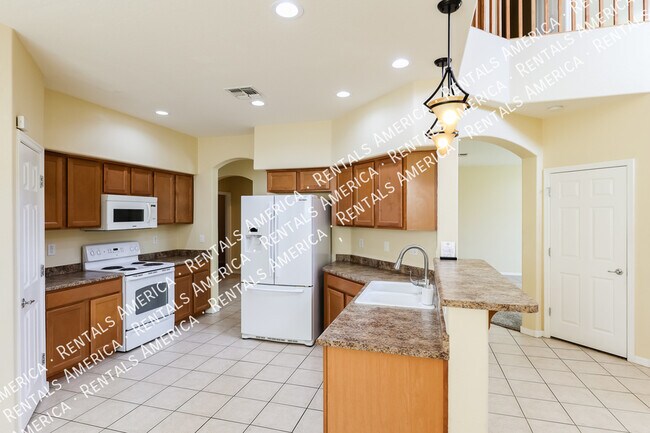 Building Photo - 4337 W Powell Dr