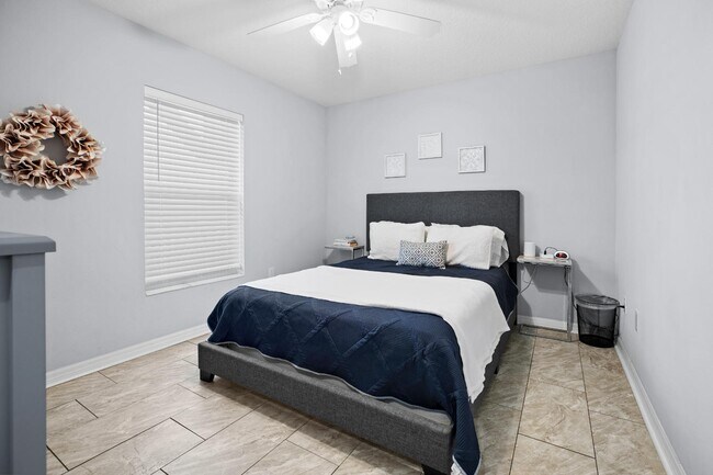 Building Photo - 37770 Kelly B Ct